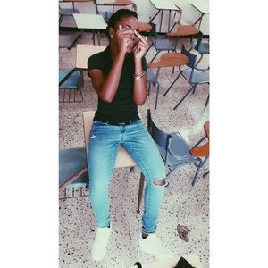 Meet your Posher, Kali